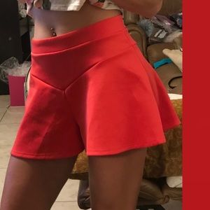 💋 HOT GAL Hot Pink Pleated High Waisted Shorts